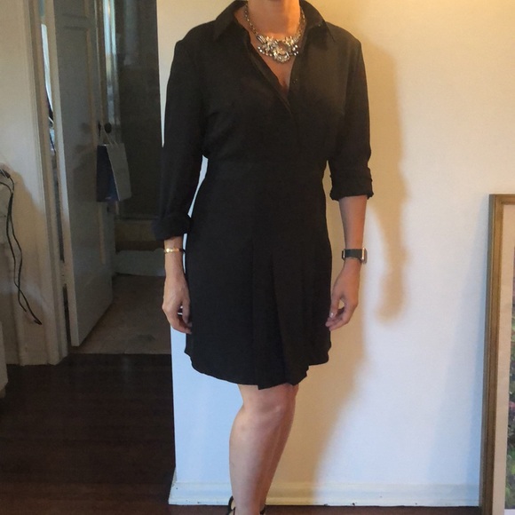 Size US 6. Side zipper. flattering,100% polyester - Picture 2 of 5